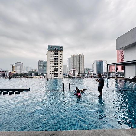 Chambers Suites Kl クアラルンプール エクステリア 写真